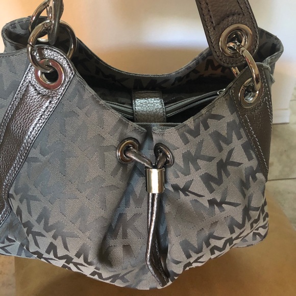 Gray Michael Kors Purse - Picture 6 of 8